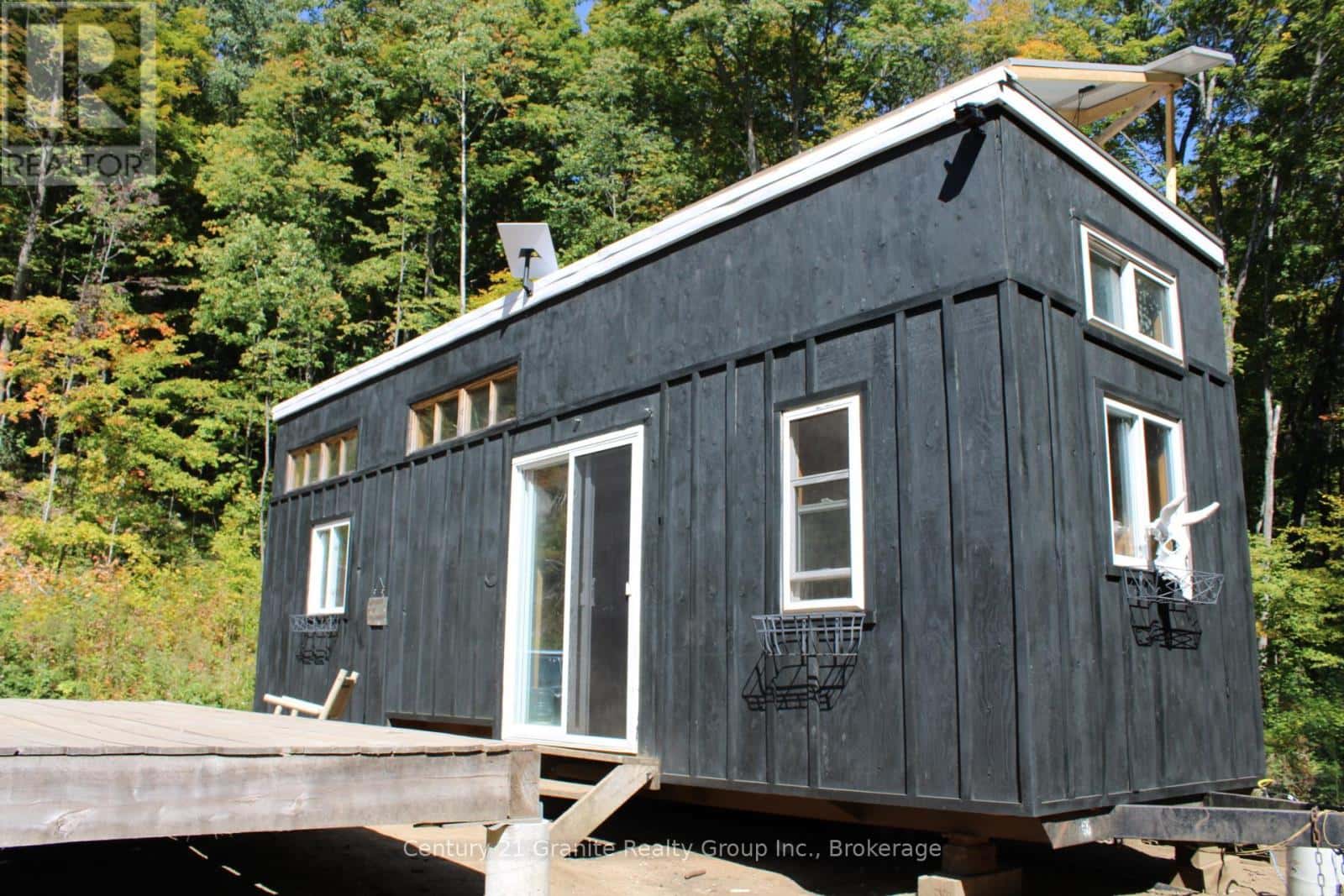 1295 BINSCARTH TRAIL — Dysart et al (Guilford), Ontario - Photo 3 of 50