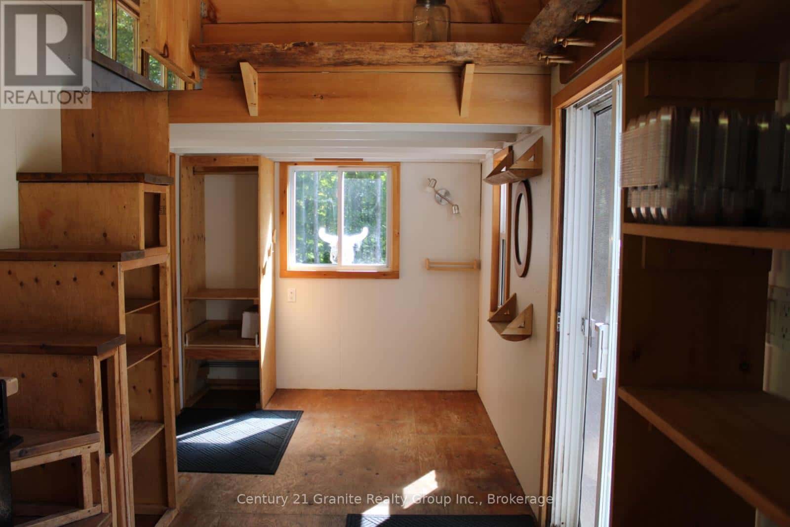 1295 BINSCARTH TRAIL — Dysart et al (Guilford), Ontario - Photo 5 of 50