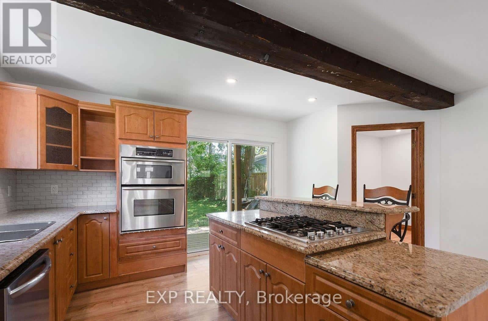 3054 THUNDER BAY ROAD — Fort Erie (Ridgeway), Ontario - Photo 2 of 32