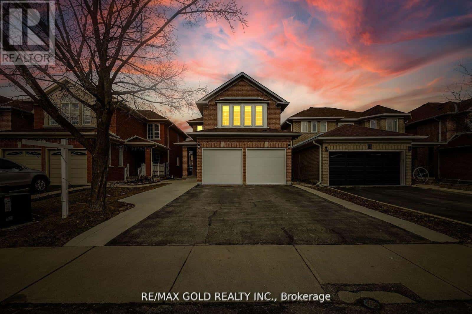 17 DOVESONG DRIVE — Brampton (Sandringham-Wellington), Ontario - Photo 3 of 48