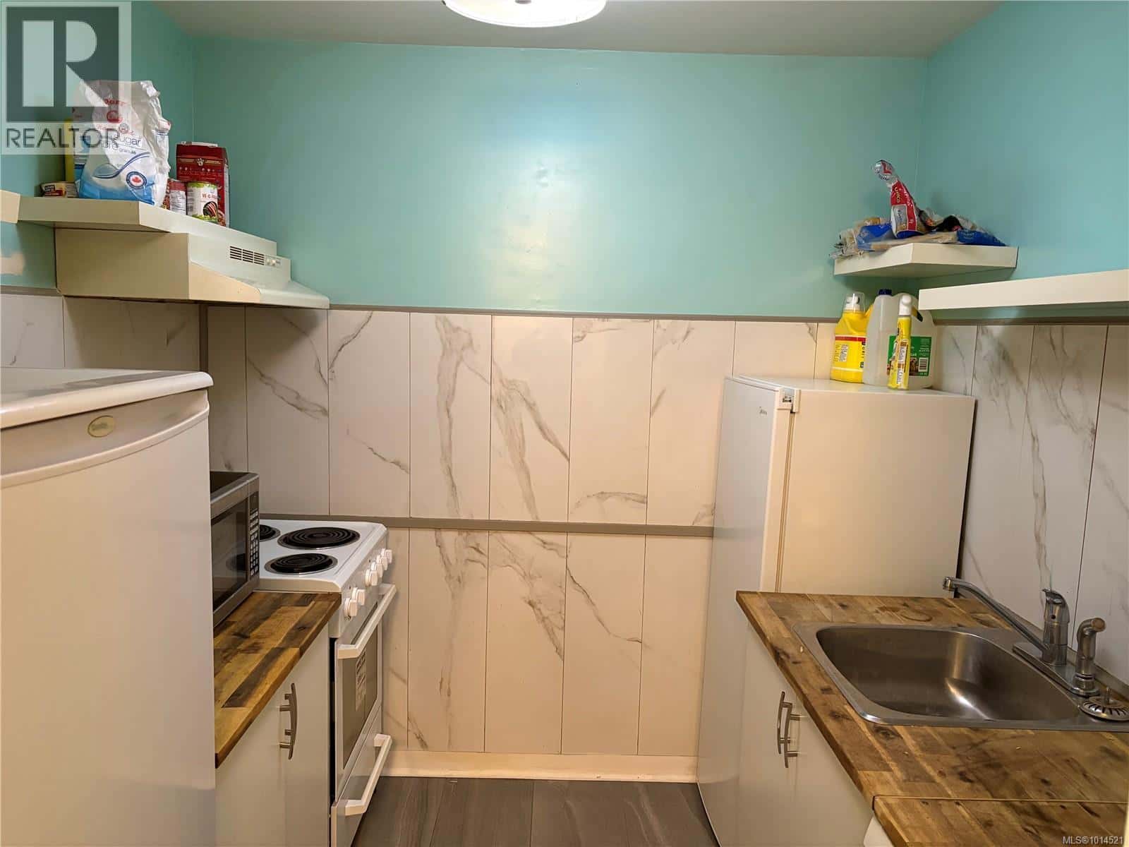 109 791 Marine Dr — Port Alice, British Columbia - Photo 3 of 17