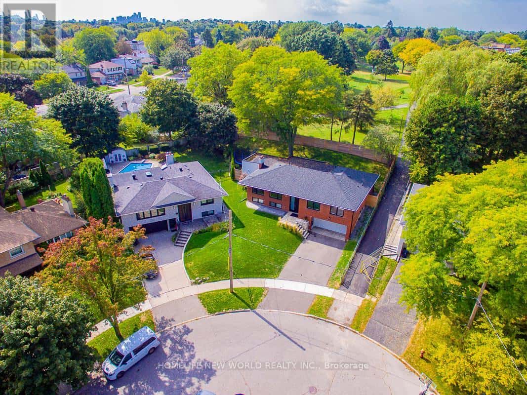 37 SHOULDICE COURT — Toronto (St. Andrew-Windfields), Ontario - Photo 2 of 15