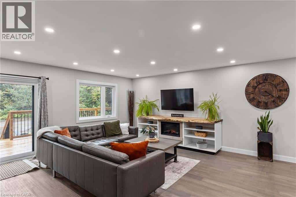 127 PARADISE Road — Nipissing, Ontario - Photo 3 of 23