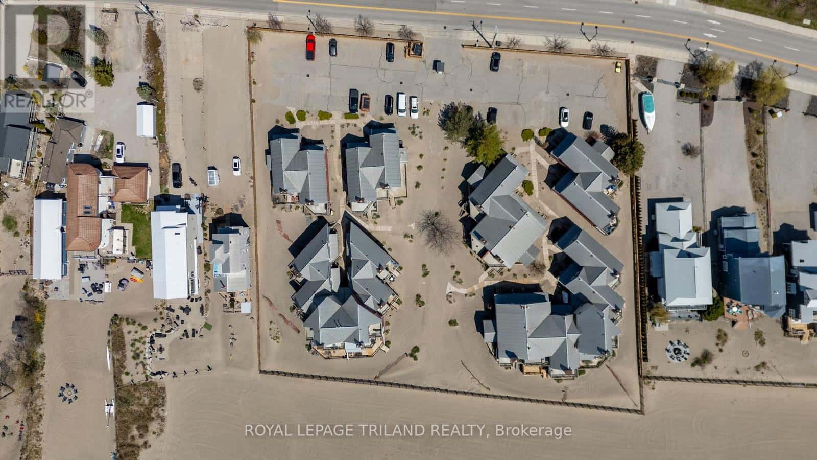 3 - 374 EDITH CAVELL BOULEVARD — Central Elgin (Port Stanley), Ontario - Photo 2 of 29