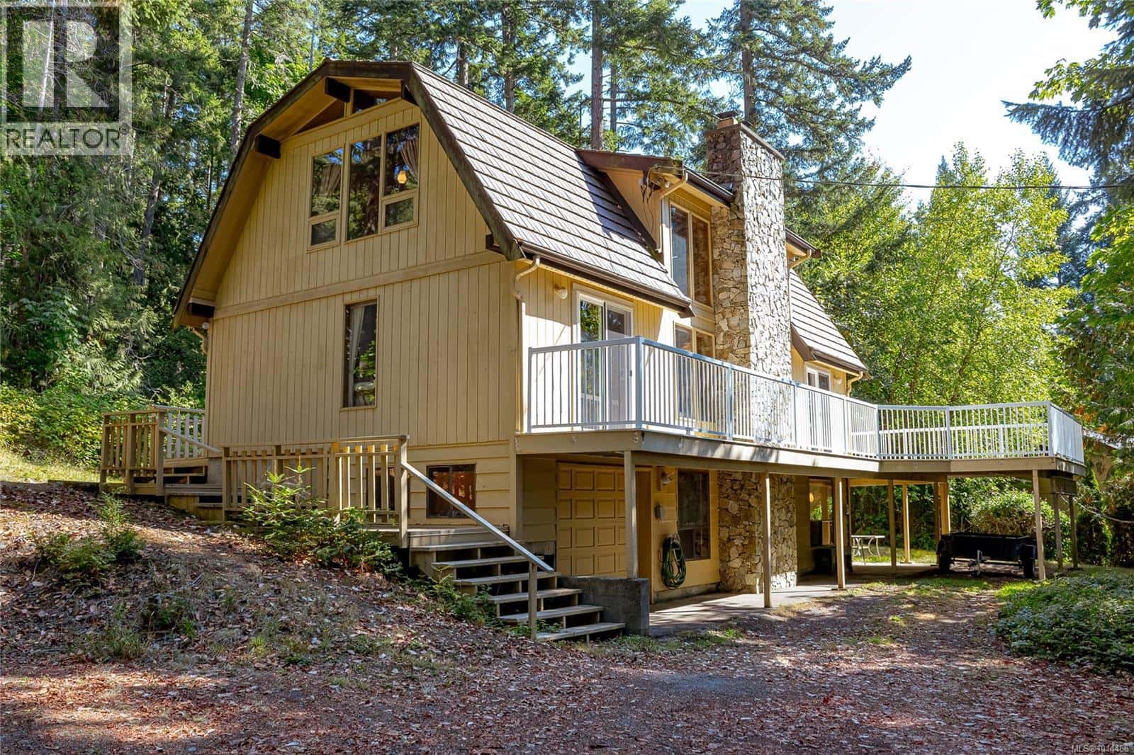 11379 West Saanich Road