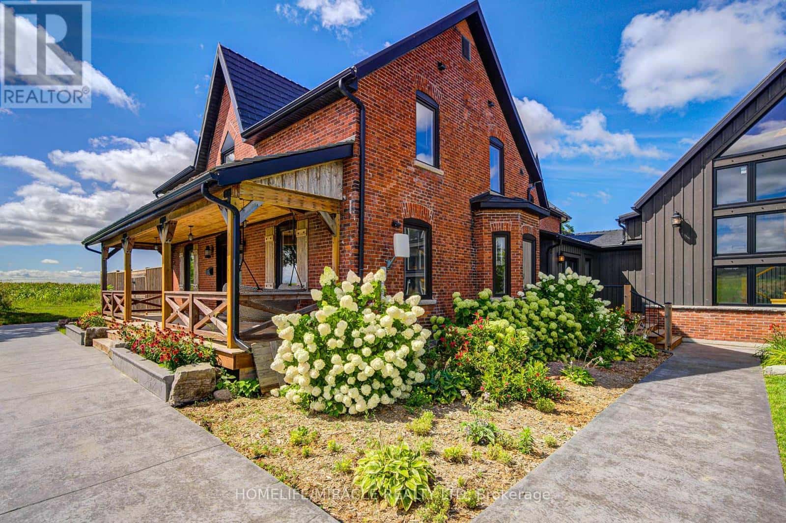 9214 OAK RIDGES DRIVE — Hamilton Township, Ontario - Photo 5 of 50