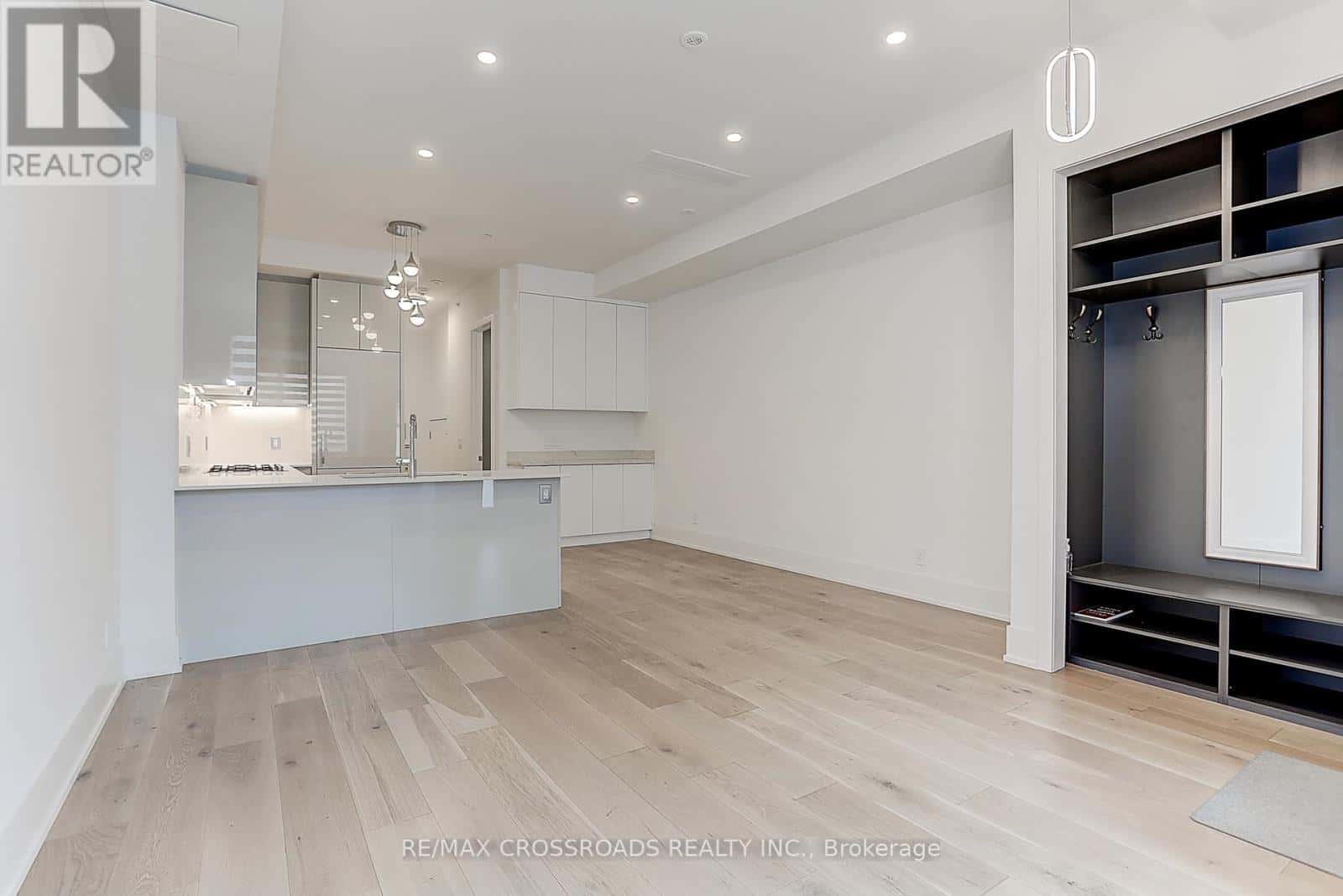 TH3 - 270 DAVENPORT ROAD — Toronto (Annex), Ontario - Photo 4 of 48