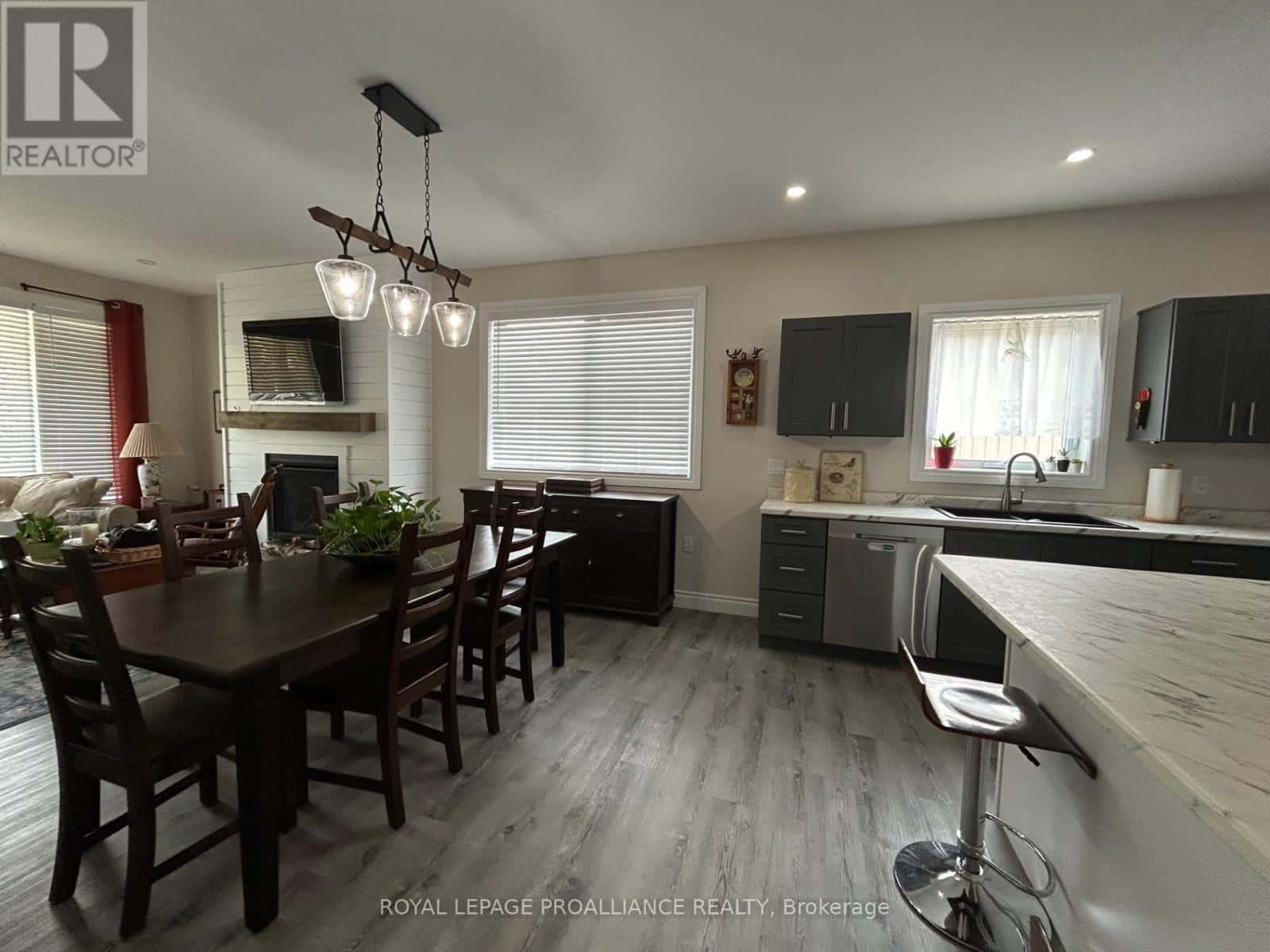 47 SOUTH MALONEY ST STREET N — Marmora and Lake (Marmora Ward), Ontario - Photo 4 of 34