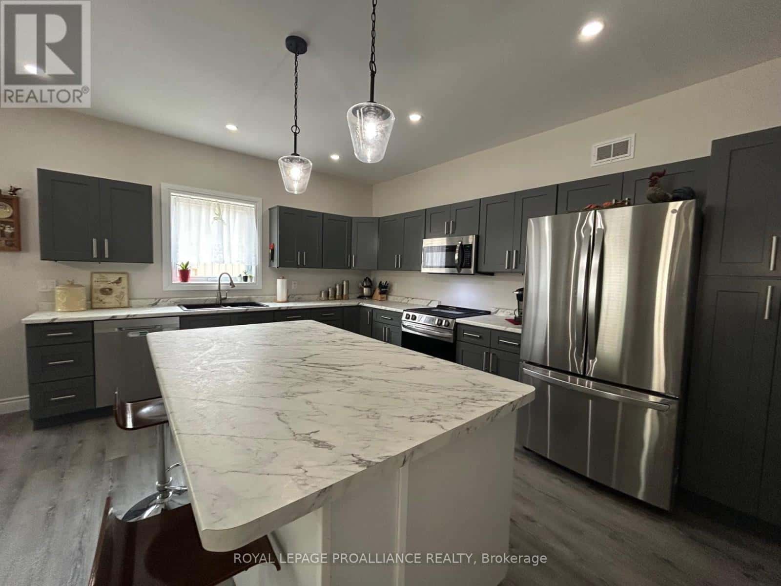 47 SOUTH MALONEY ST STREET N — Marmora and Lake (Marmora Ward), Ontario - Photo 5 of 34