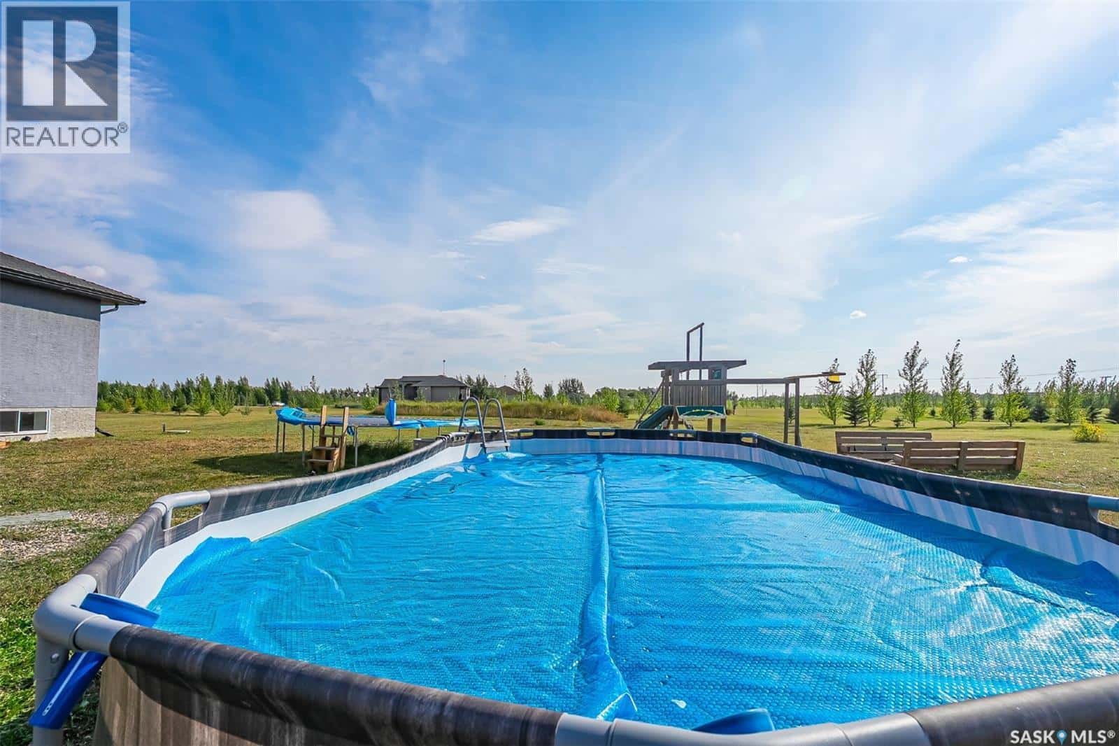 25 South Country ROAD — Dundurn Rm No. 314, Saskatchewan - Photo 2 of 50