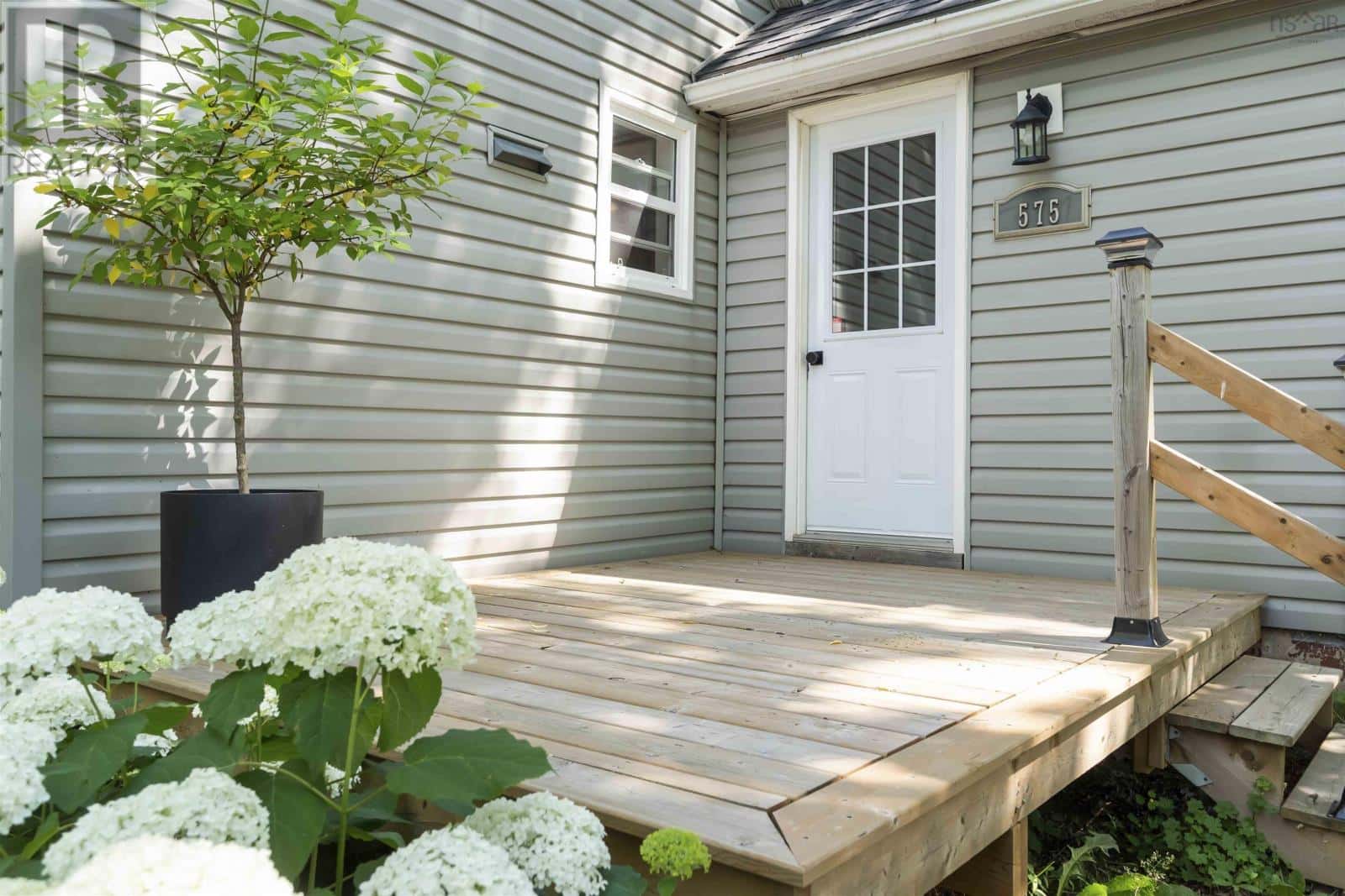 575 Aldershot Road — North Kentville, Nova Scotia - Photo 2 of 40