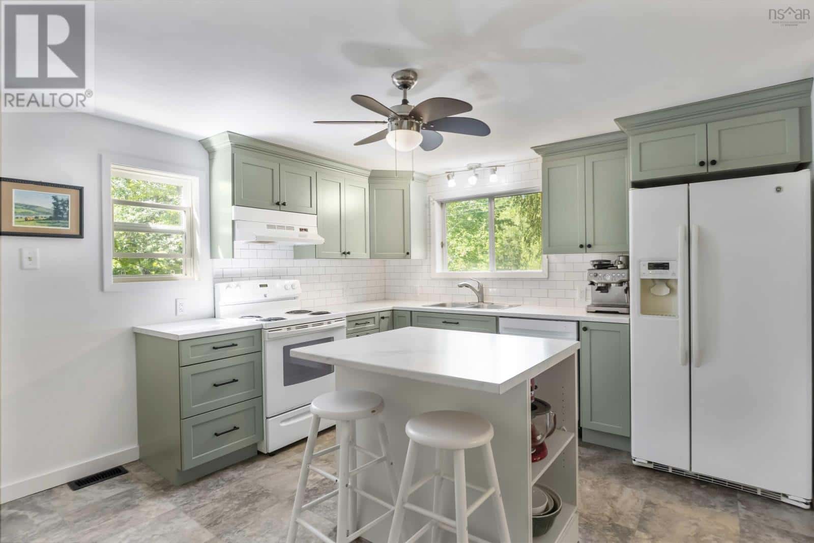 575 Aldershot Road — North Kentville, Nova Scotia - Photo 3 of 40