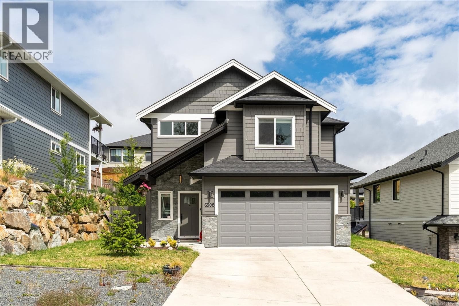 6908 Blanchard Rd — Sooke, British Columbia - Main photo