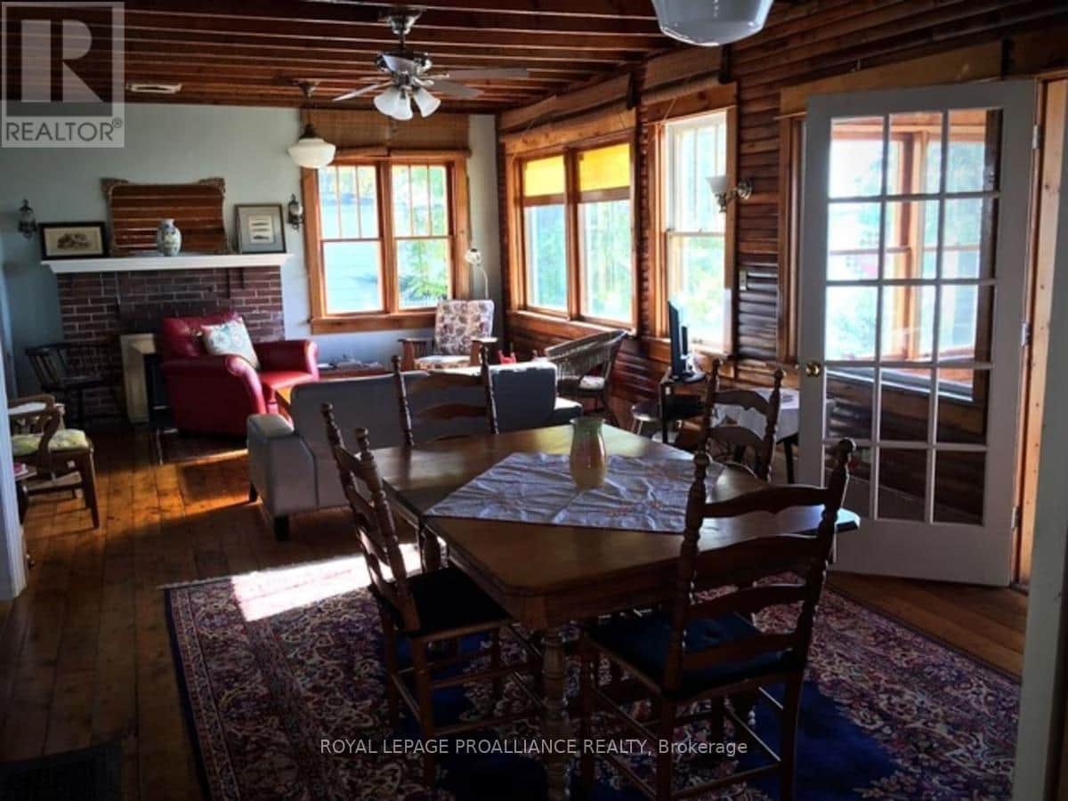 20 WEST STREET - Photo 2 of 19, Prince Edward County (Wellington), Ontario