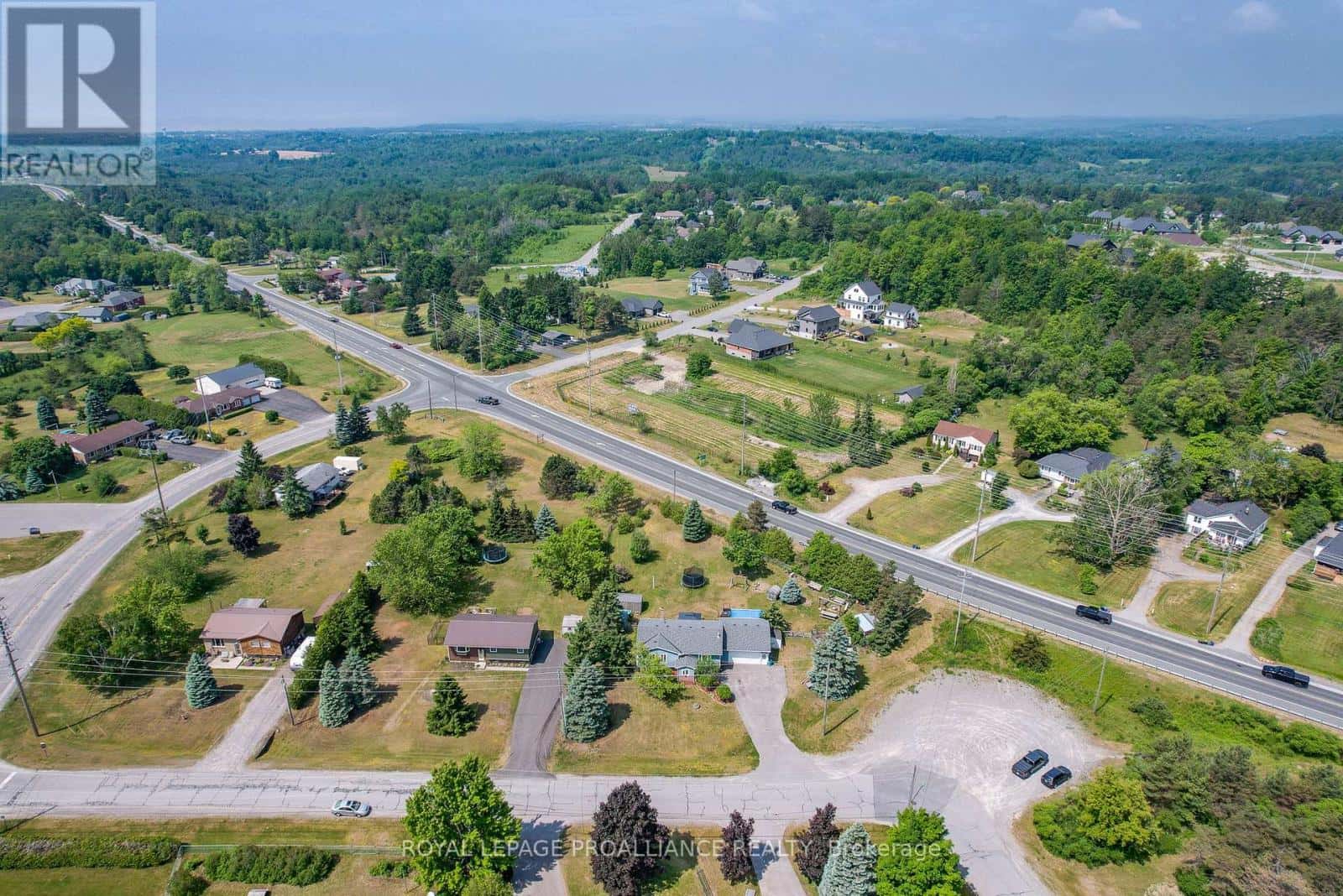 8 ORIOLE CRESCENT — Hamilton Township (Baltimore), Ontario - Photo 4 of 45