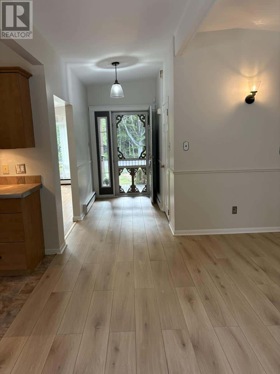 35 Birchwood Heights — Summerside, Prince Edward Island - Photo 5 of 40