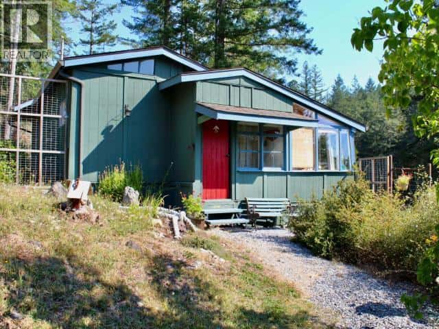 5062 SPRAGGE ROAD — Texada Island, British Columbia - Photo 2 of 74