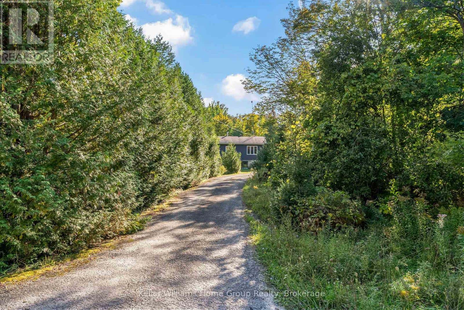 125 NORTH DIAGONAL ROAD — South Bruce Peninsula, Ontario - Photo 3 of 42