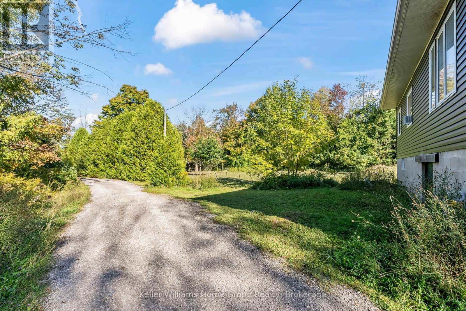 125 NORTH DIAGONAL ROAD — South Bruce Peninsula, Ontario - Photo 4 of 42