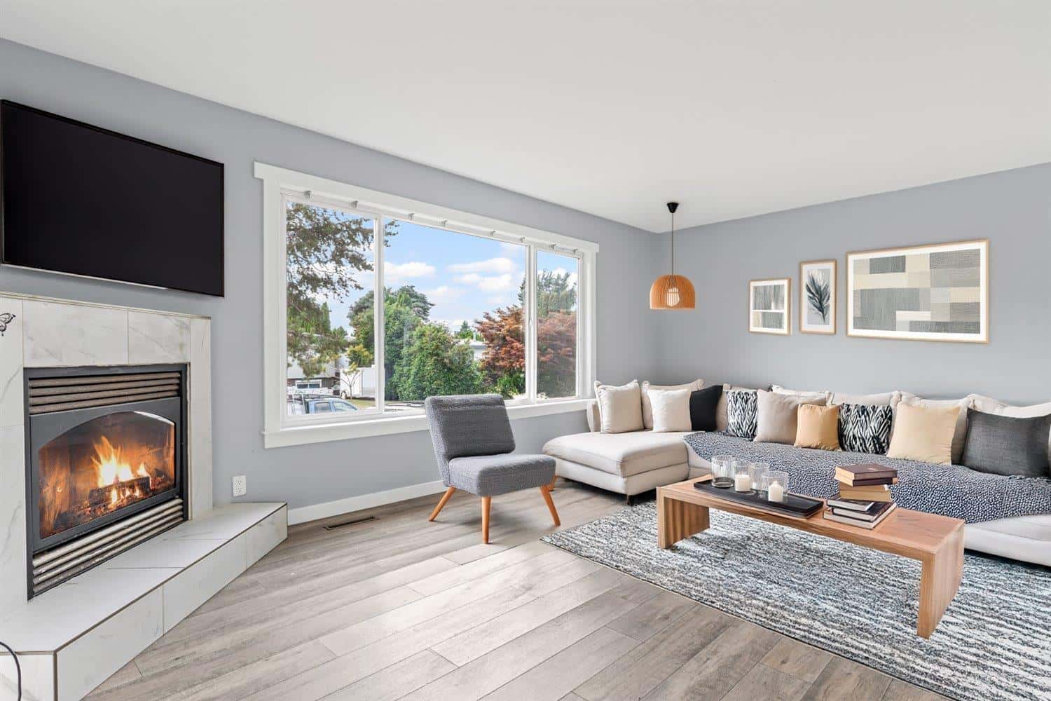 6050 GLENMORE DRIVE, Sardis South — Sardis, British Columbia - Photo 2 of 40