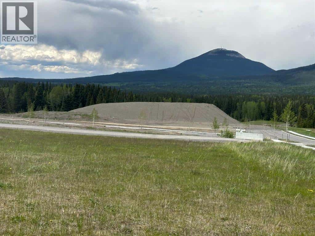 304 ELIZABETH Avenue