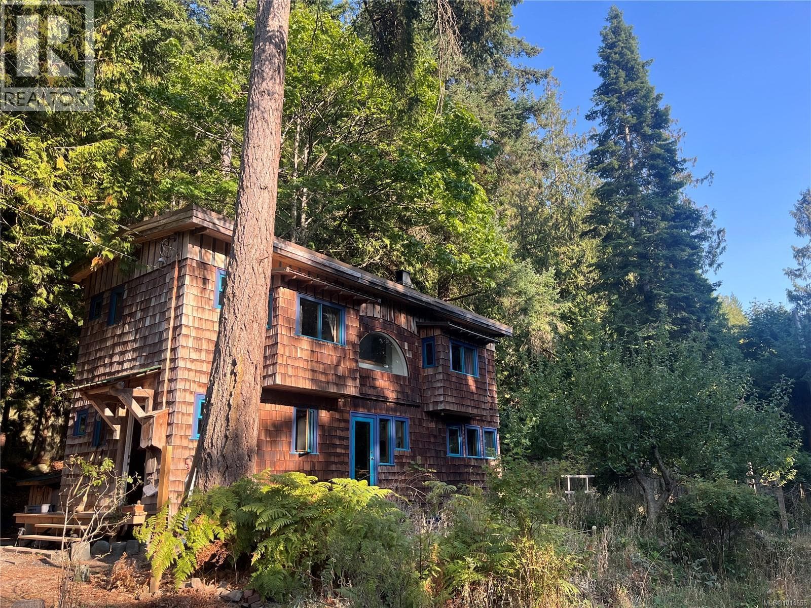 948 Harrison Way — Gabriola Island, British Columbia - Main photo