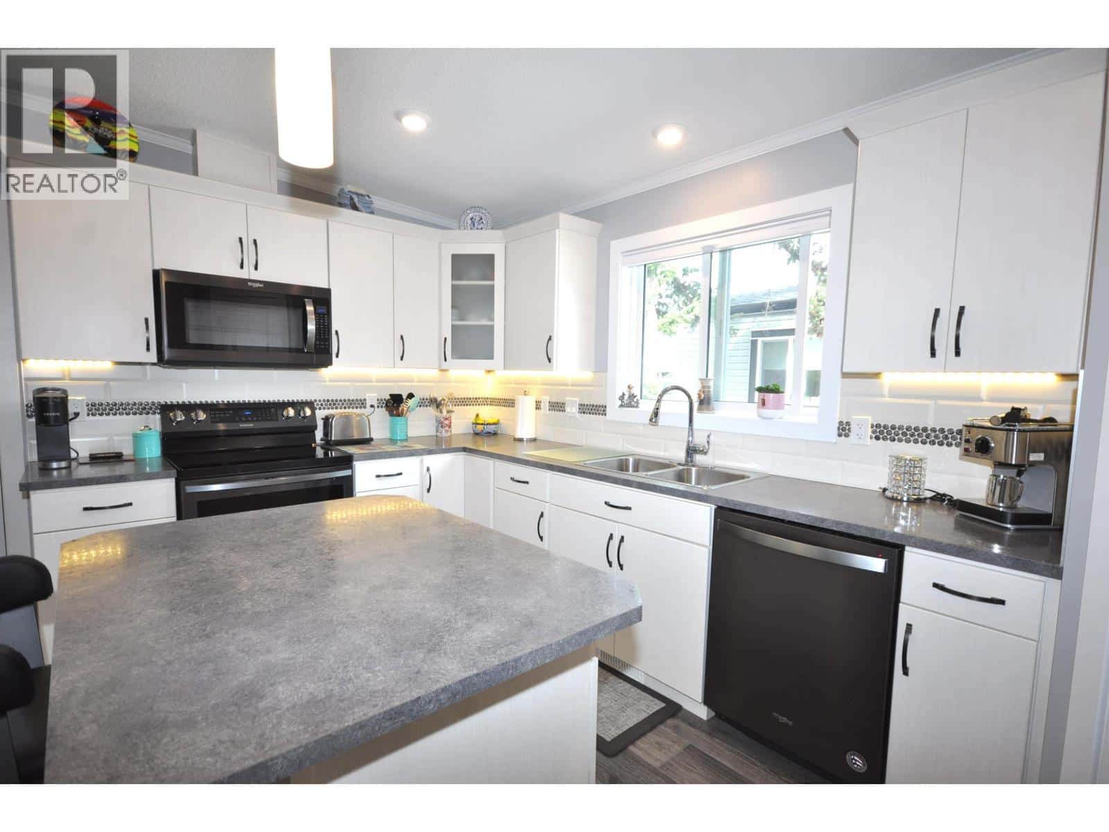 31 4072 LAC LA HACHE STATION ROAD — Lac La Hache, British Columbia - Photo 5 of 33