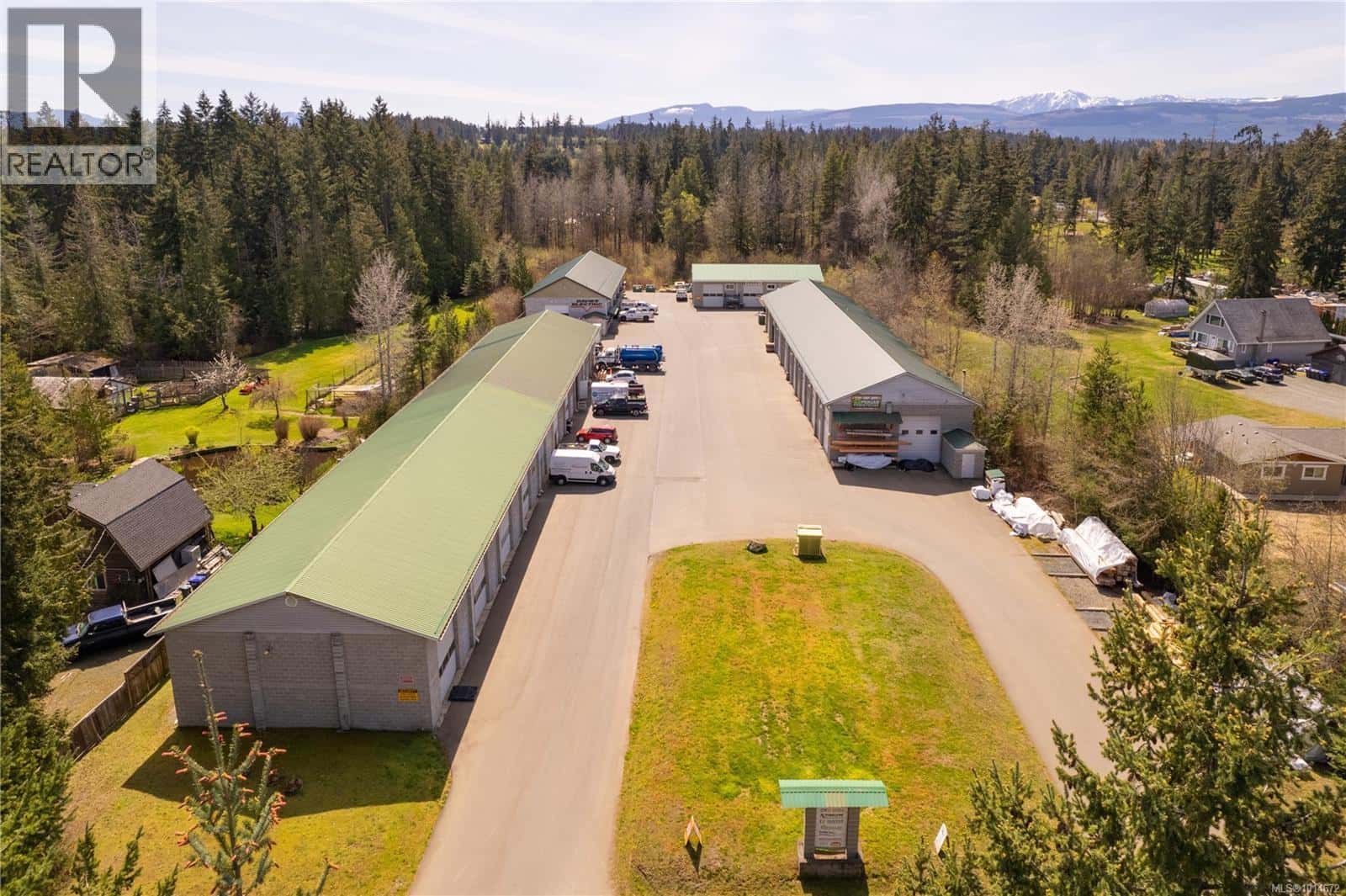 SL 5 1260 Fair Rd — Parksville, British Columbia - Photo 3 of 8