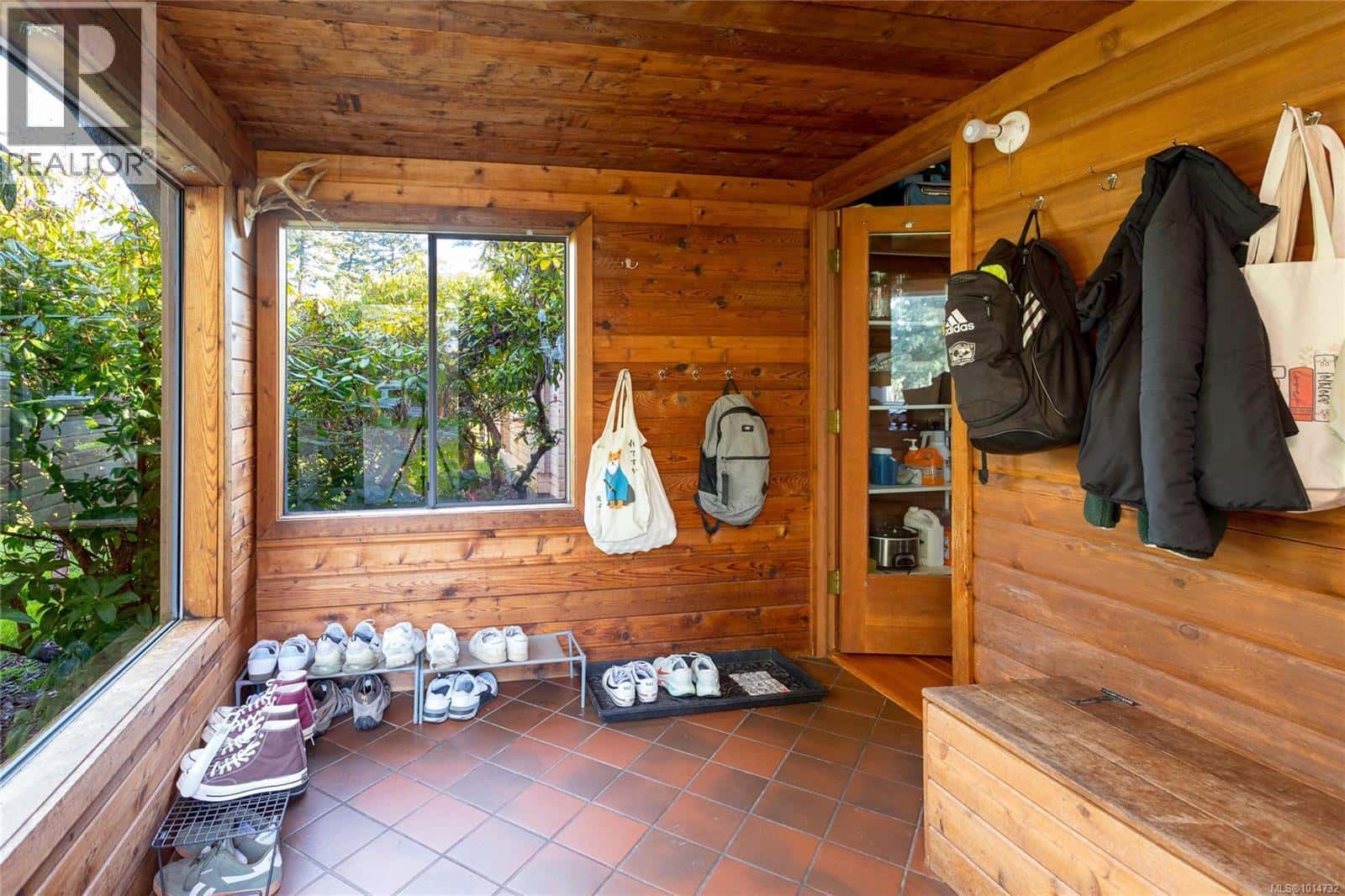 4085 Dupree Dr — Metchosin, British Columbia - Photo 4 of 52