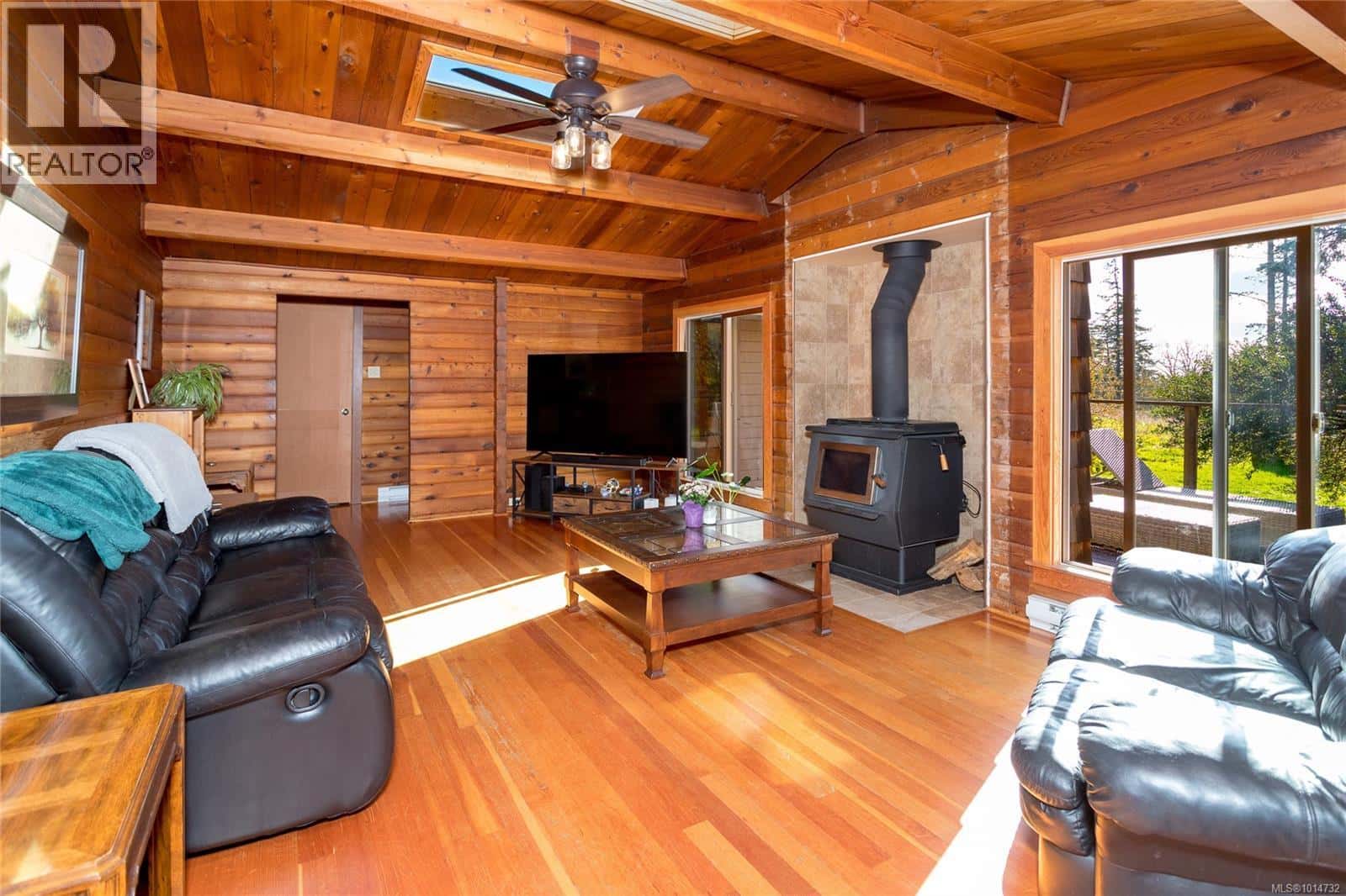 4085 Dupree Dr — Metchosin, British Columbia - Photo 5 of 52