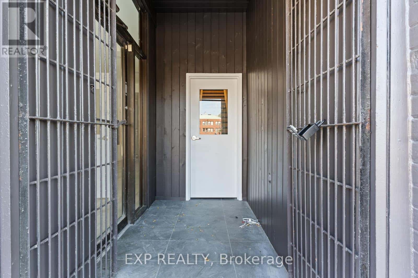 Hamilton (Corktown), Ontario — Hamilton (Corktown), Ontario - Photo 5 of 36