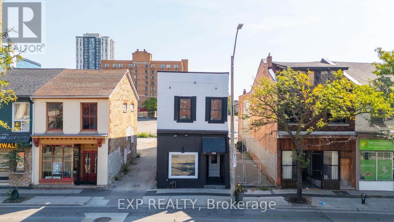 Hamilton (Corktown), Ontario — Hamilton (Corktown), Ontario - Photo 2 of 36