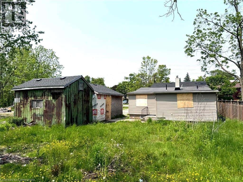 508 MAIN Street E — Dunnville, Ontario - Photo 4 of 19