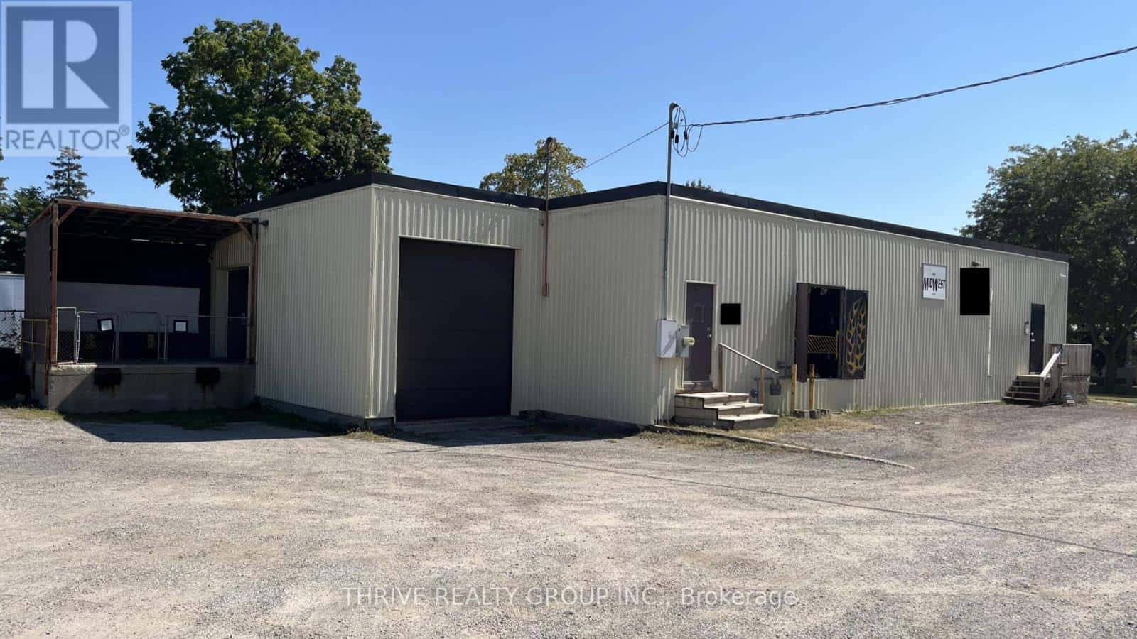 125 VICTORIA STREET — Strathroy-Caradoc (NW), Ontario - Photo 4 of 8