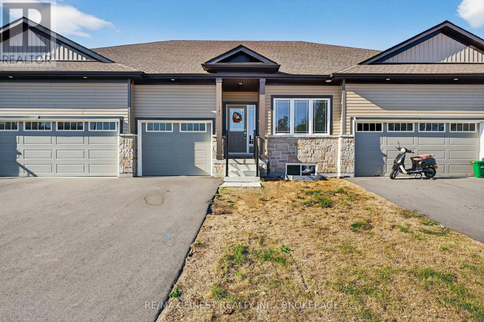 134 ADLEY DRIVE — Brockville, Ontario - Main photo