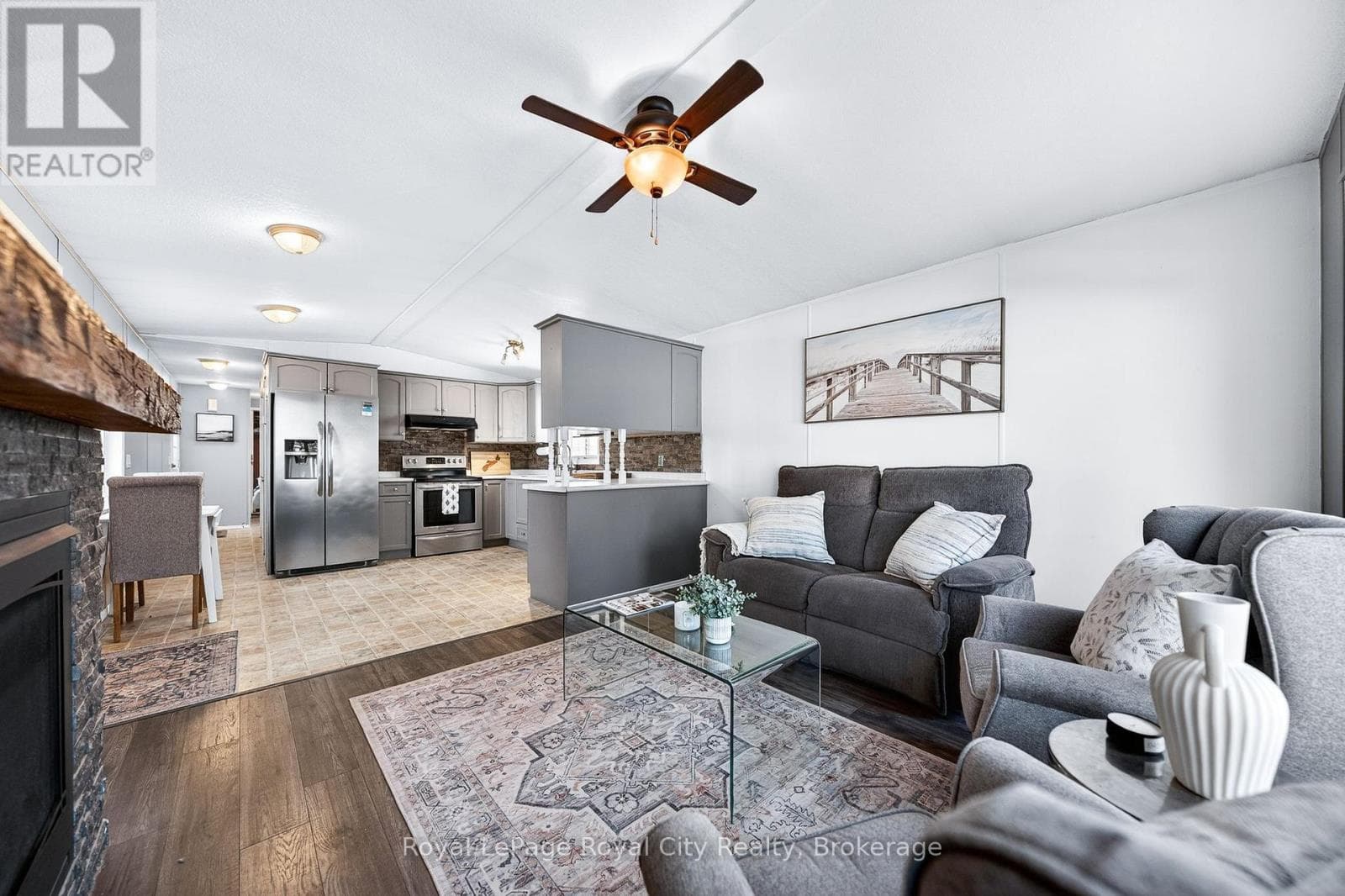 6 WATER (PVT) STREET — Puslinch, Ontario - Main photo