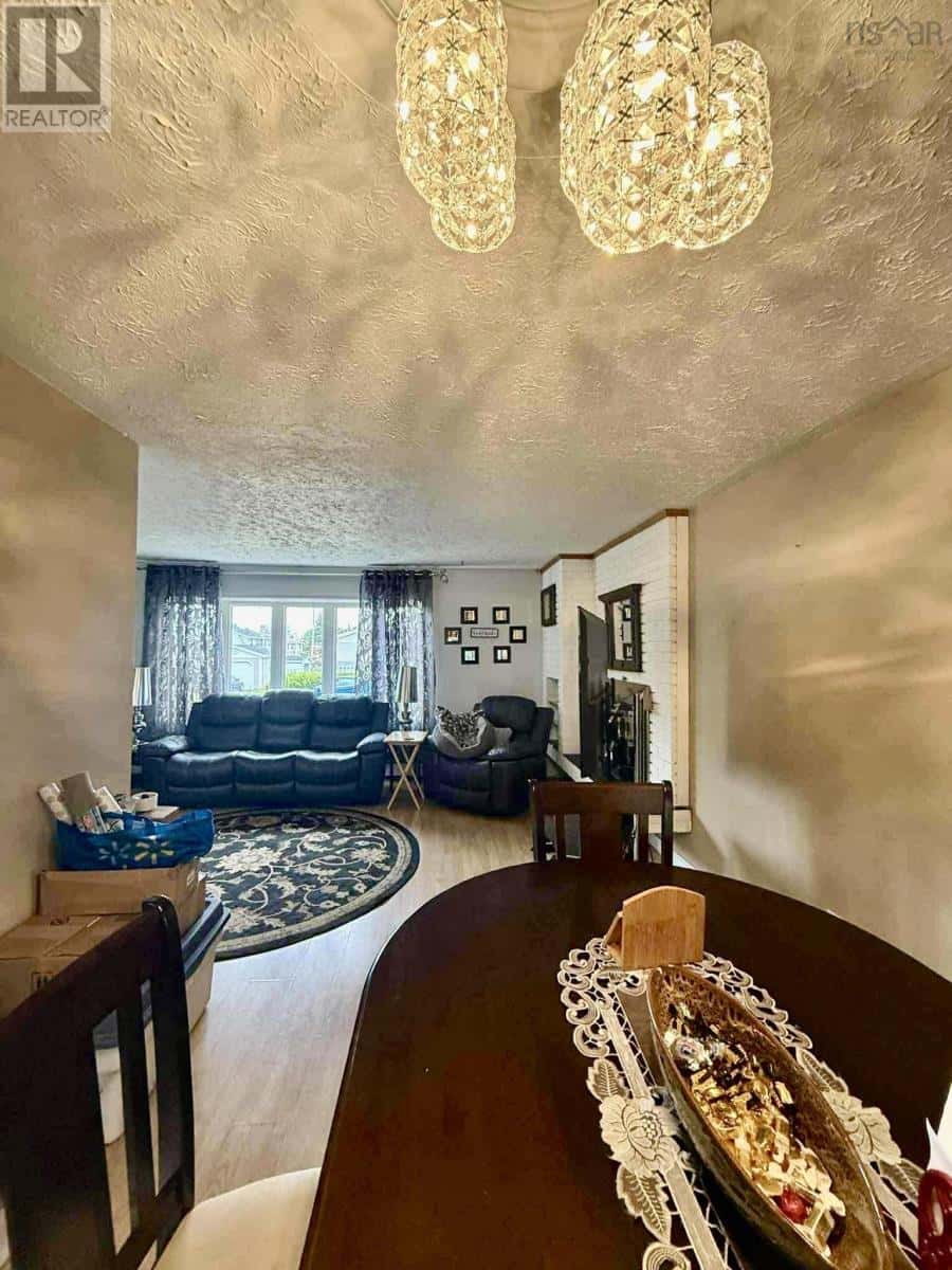 118 MacSween Street — Port Hawkesbury, Nova Scotia - Photo 4 of 34