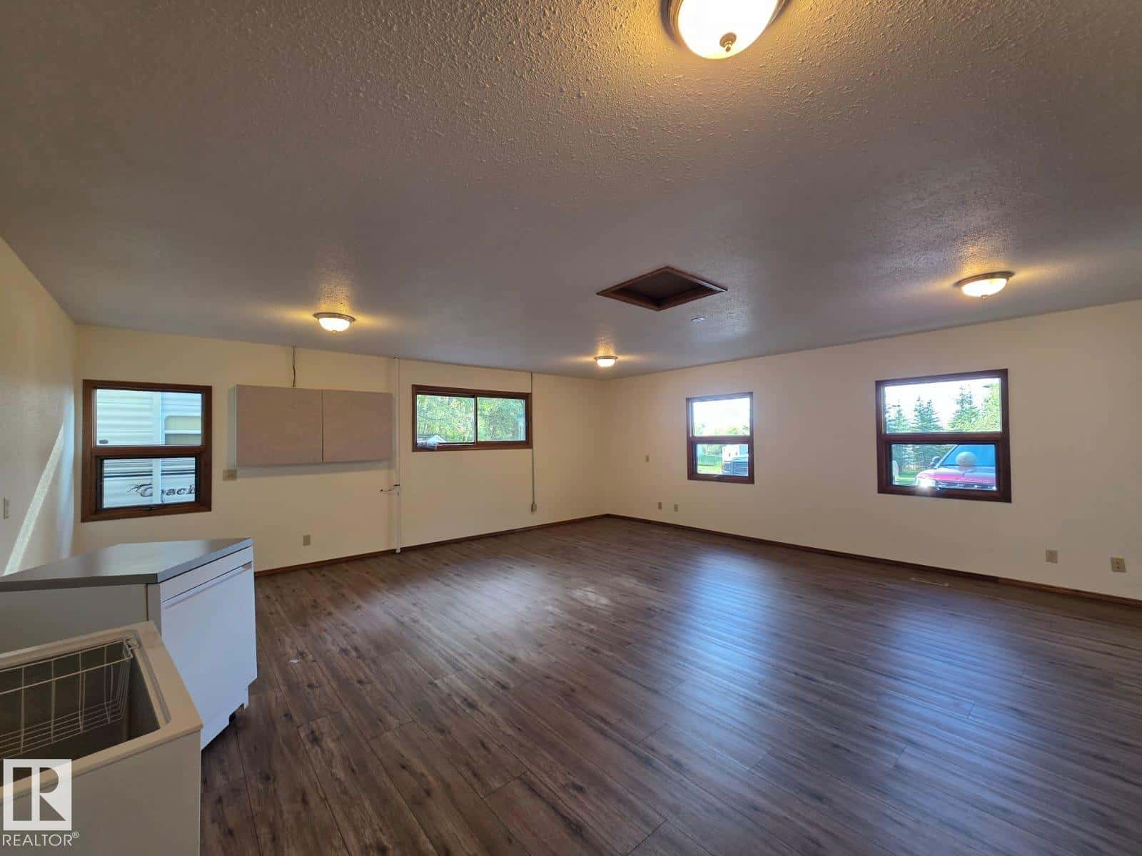 Rural Brazeau County, Alberta — Rural Brazeau County, Alberta - Photo 4 of 76