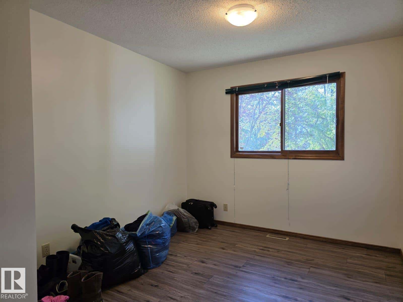 Rural Brazeau County, Alberta — Rural Brazeau County, Alberta - Photo 5 of 76