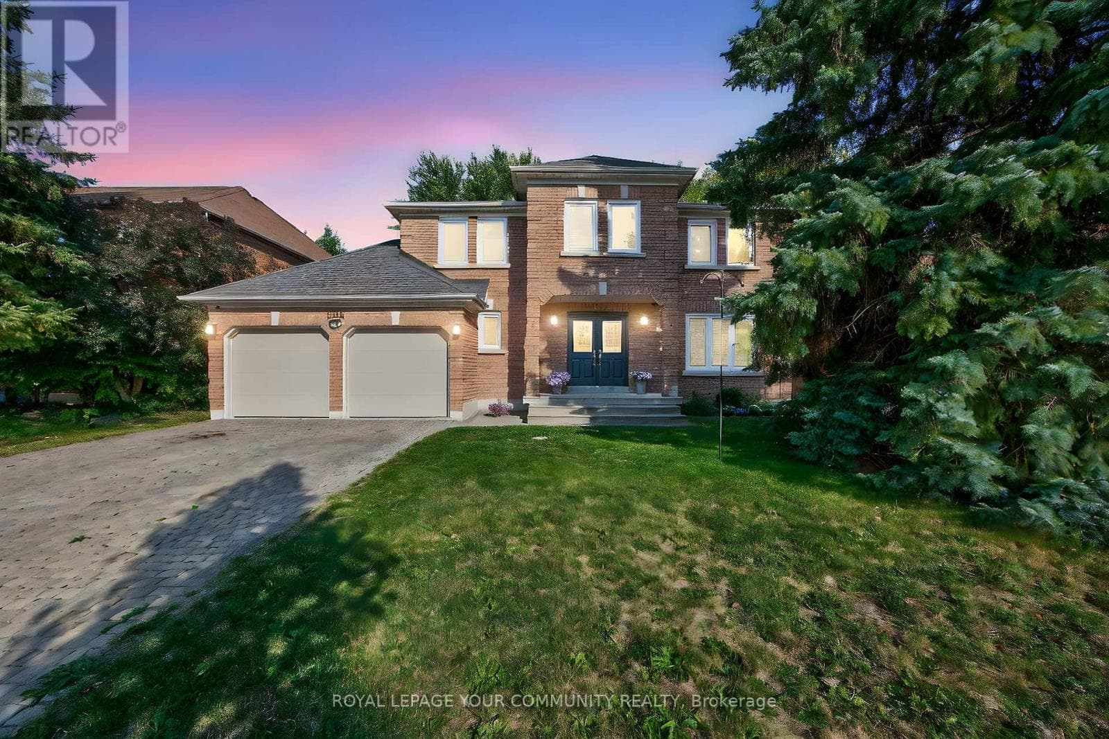 684 EXCELLER CIRCLE — Newmarket (Stonehaven-Wyndham), Ontario - Main photo