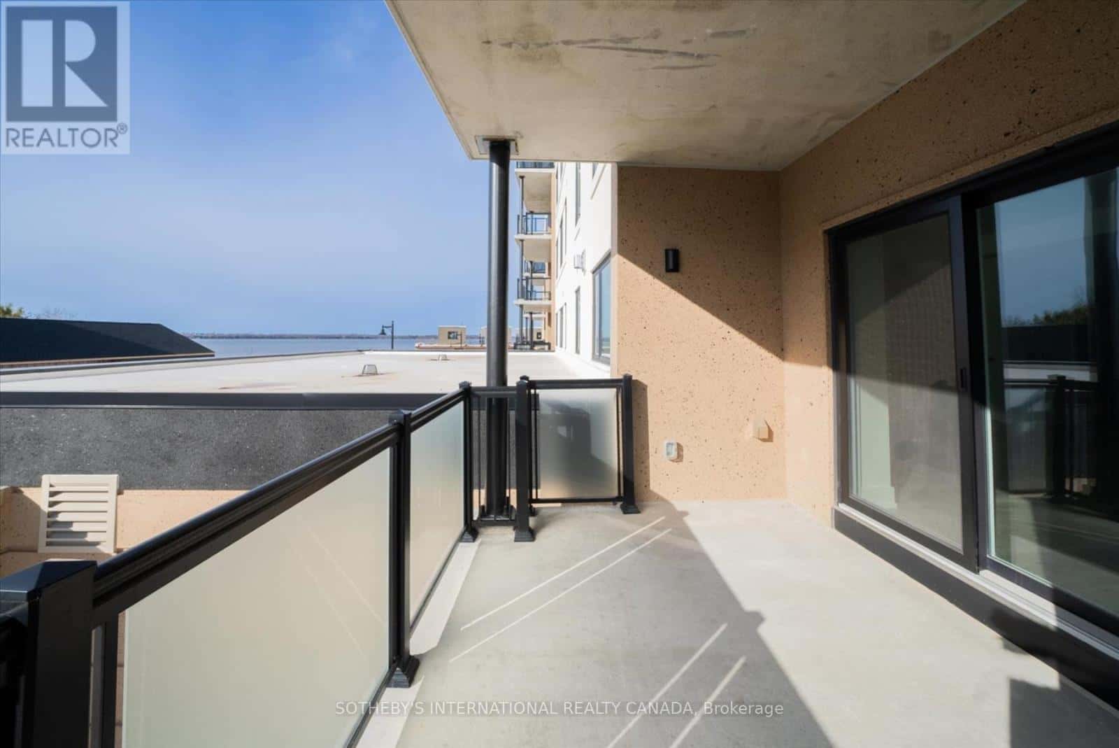 Kawartha Lakes (Fenelon Falls), Ontario — Kawartha Lakes (Fenelon Falls), Ontario - Photo 5 of 38