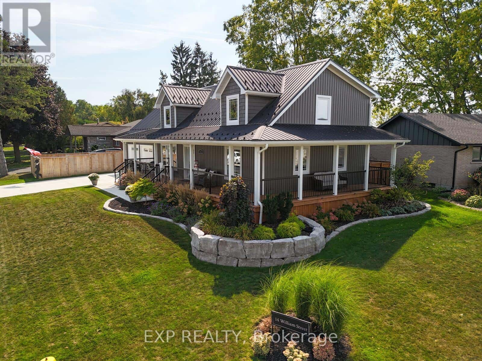 14 WILLIAM STREET — Tillsonburg, Ontario - Photo 2 of 50