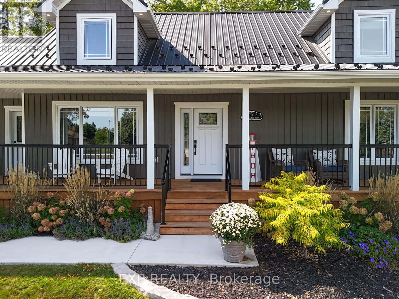 14 WILLIAM STREET — Tillsonburg, Ontario - Photo 3 of 50