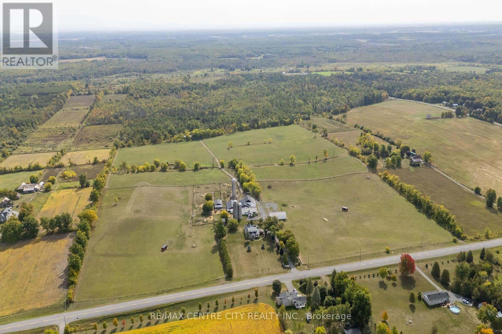 19152 COUNTY ROAD 25 — South Glengarry, Ontario - Photo 2 of 48