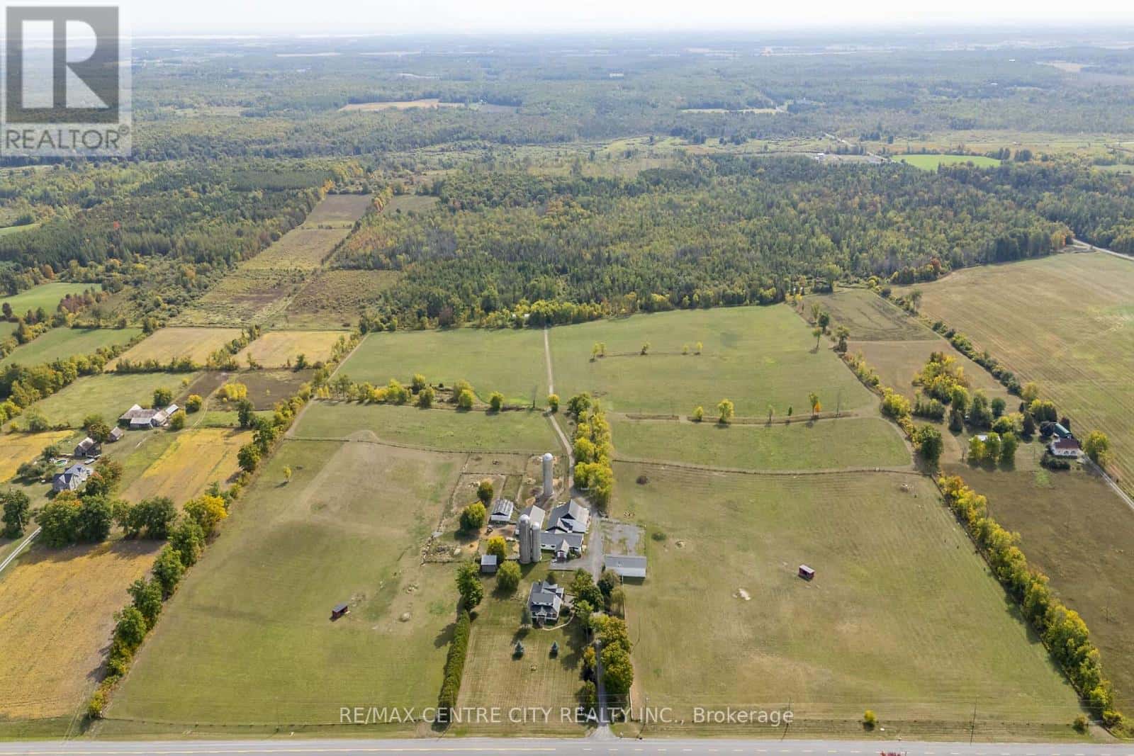 19152 COUNTY ROAD 25 — South Glengarry, Ontario - Photo 3 of 48