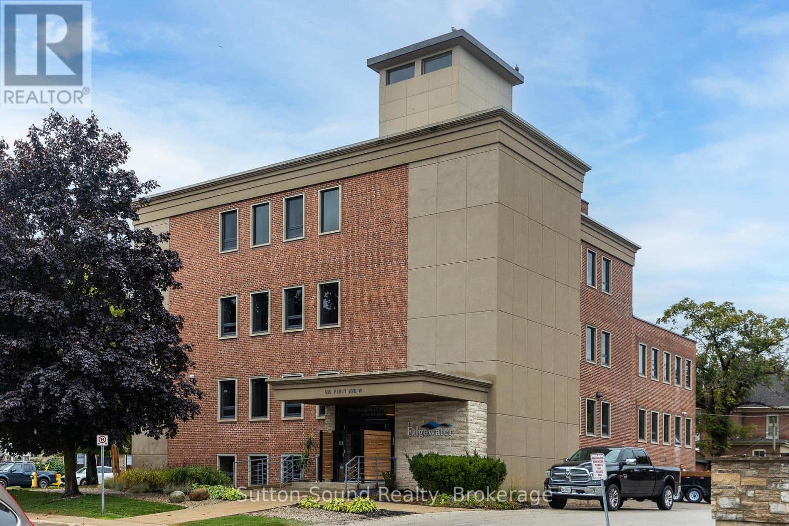 920 1ST AVENUE W - Photo 2 of 44, Owen Sound, Ontario