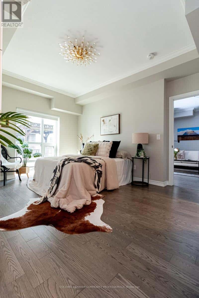 203 - 81 ROBINSON STREET — Hamilton (Durand), Ontario - Photo 3 of 41