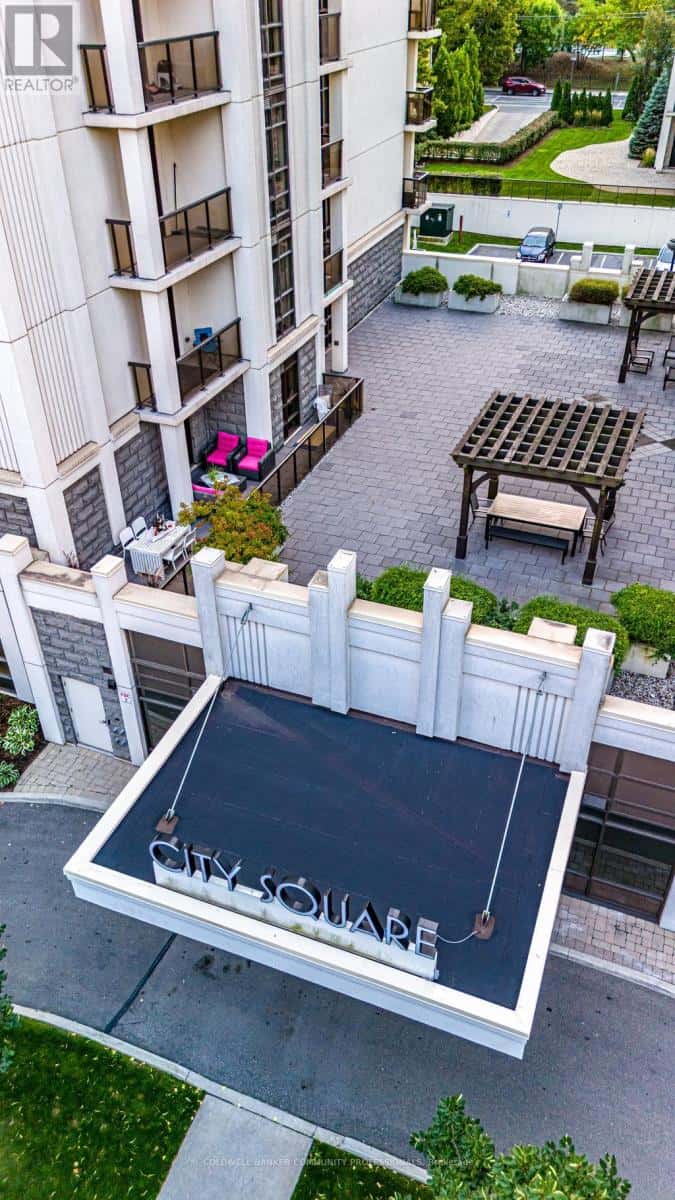 203 - 81 ROBINSON STREET — Hamilton (Durand), Ontario - Photo 5 of 41