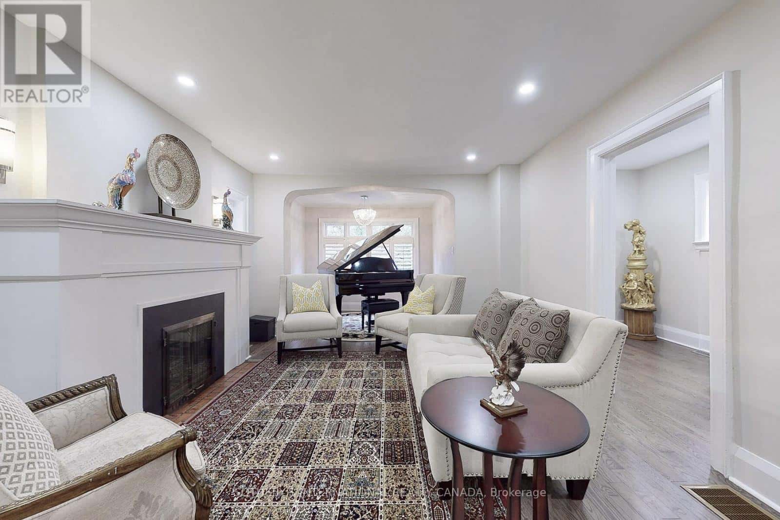 182 DUPLEX AVENUE — Toronto (Yonge-Eglinton), Ontario - Photo 5 of 24