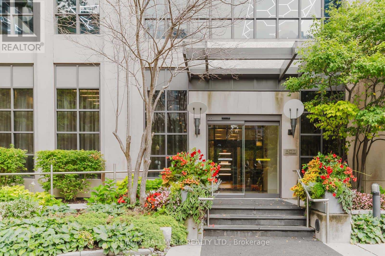 929 - 500 DORIS AVENUE — Toronto (Willowdale East), Ontario - Photo 4 of 46